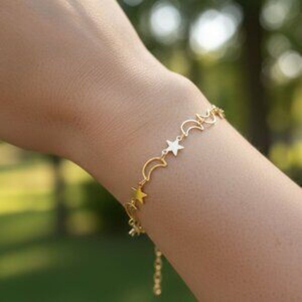 "Elegant & Trendy Bracelet, A Perfect Gift for Women, Thoughtful, EVCH1587